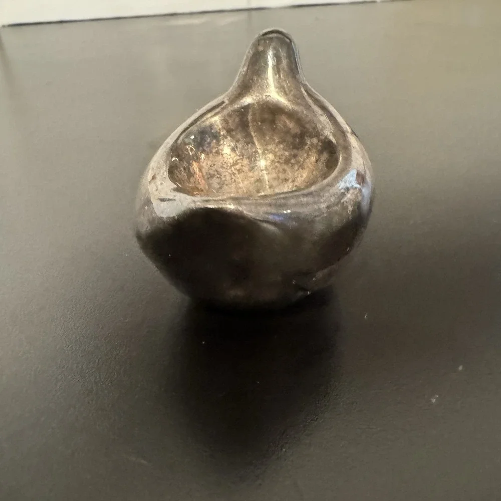 Pottery barn silver plated dove. Great as a ring or earring‎ holder.